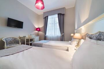 Фото номера Двухместный номер с 2 отдельными кроватями Отель Hotel Jarosław г. Ярослав 5