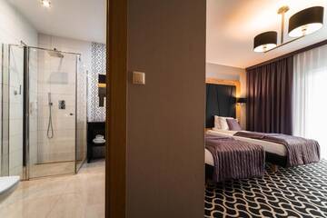 Фото номера Двухместный номер с 1 кроватью или 2 отдельными кроватями Отель Hotel Coloseum г. Ярослав 21