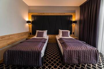 Фото номера Двухместный номер с 1 кроватью или 2 отдельными кроватями Отель Hotel Coloseum г. Ярослав 22