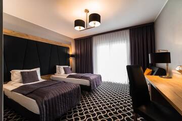 Фото номера Двухместный номер с 1 кроватью или 2 отдельными кроватями Отель Hotel Coloseum г. Ярослав 25
