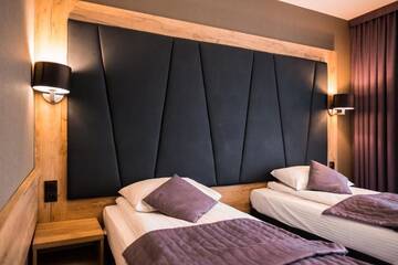 Фото номера Двухместный номер с 1 кроватью или 2 отдельными кроватями Отель Hotel Coloseum г. Ярослав 23