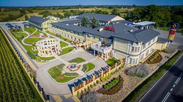 Фотографии Отель Hotel Coloseum г. Ярослав (Польша) №1 Фото Отель Hotel Coloseum г. Ярослав 1