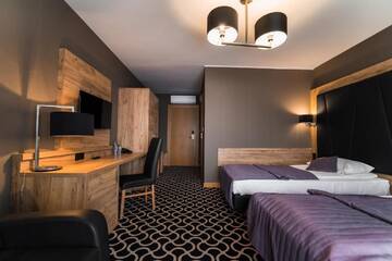 Фото номера Двухместный номер с 1 кроватью или 2 отдельными кроватями Отель Hotel Coloseum г. Ярослав 2