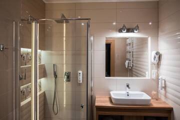 Фото номера Двухместный номер с 1 кроватью или 2 отдельными кроватями Отель Hotel Coloseum г. Ярослав 30